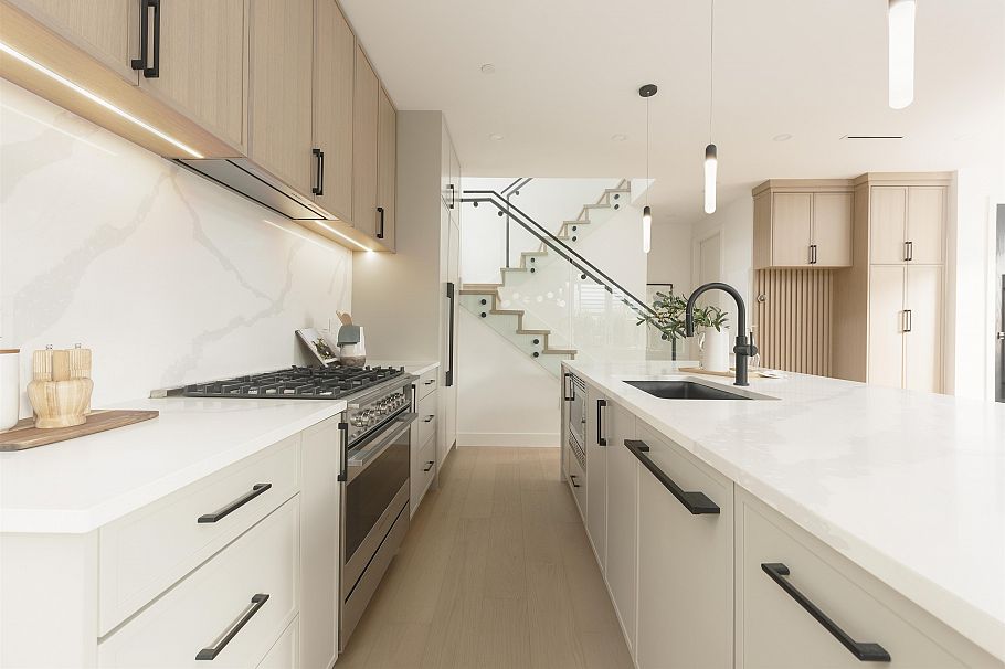 2 5969 Granville Street Vancouver, BC - 3