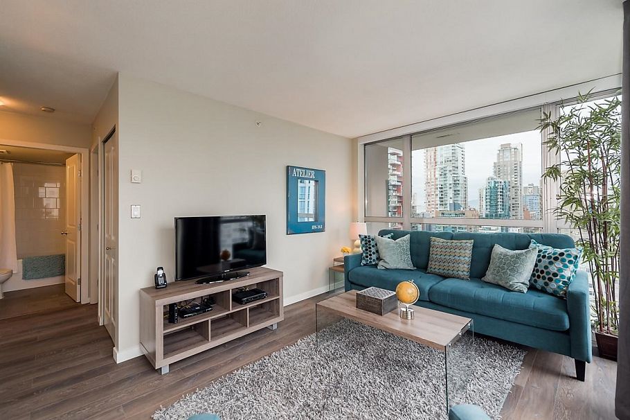 1801 1295 Richards Street Vancouver, BC - 4