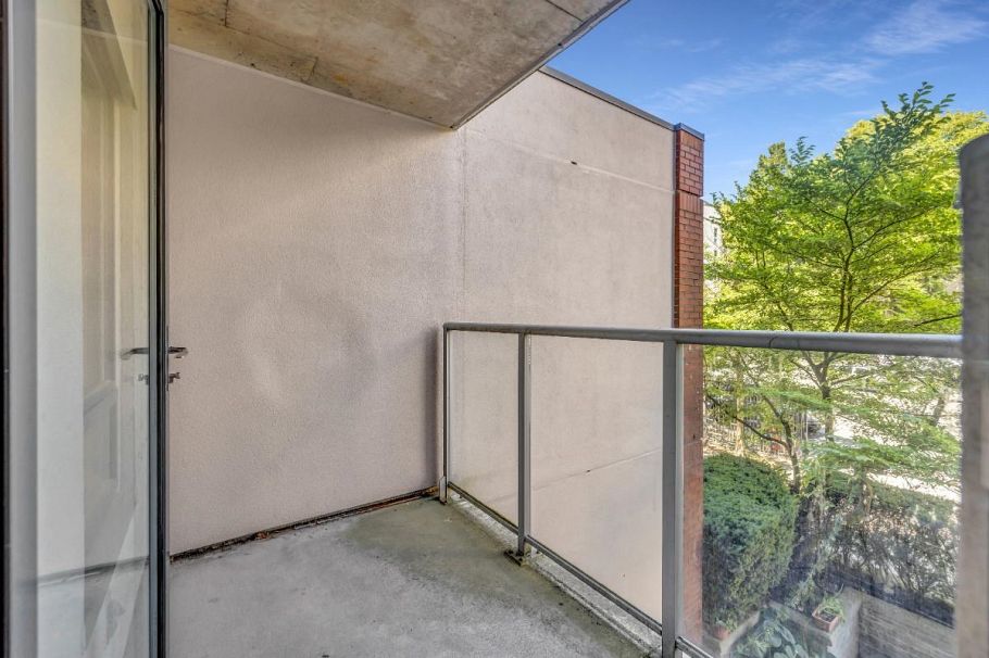 209 2228 Marstrand Avenue Vancouver, BC - 21