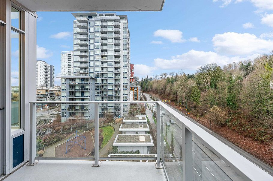 808 3557 Sawmill Crescent Vancouver, BC - 27