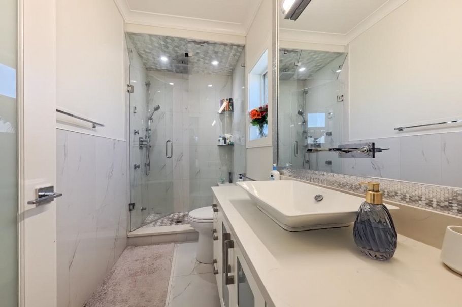 1275 E 62nd Avenue Vancouver, BC - 23