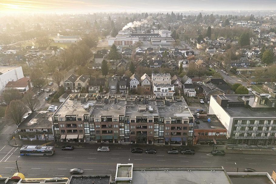 217 2150 E Hastings Street Vancouver, BC - 26