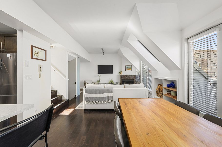 1858 W 1st Avenue Vancouver, BC - 12