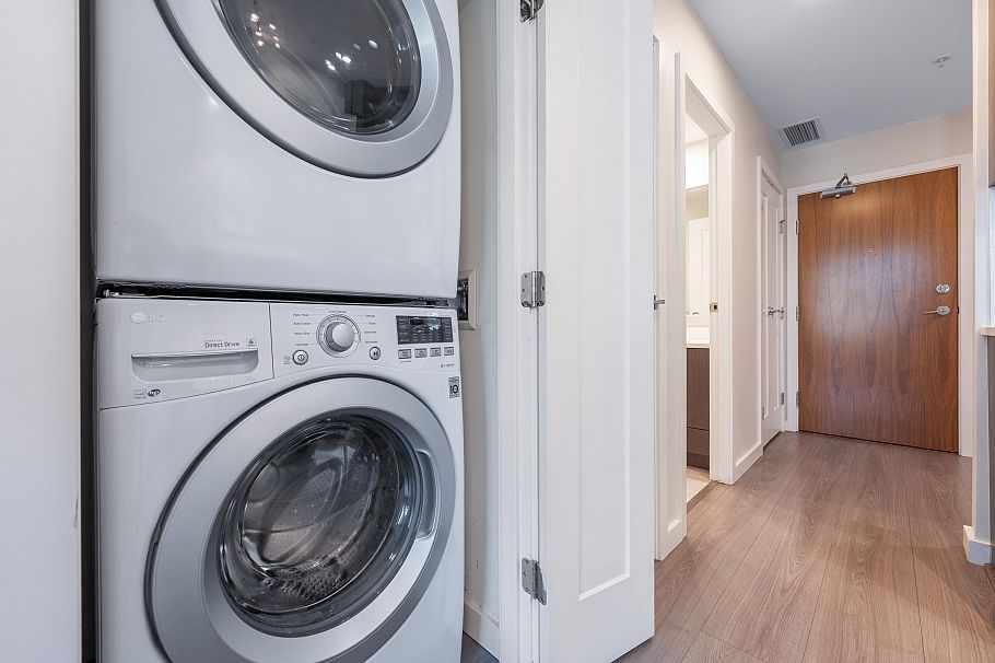 1504 8628 Hazelbridge Way Richmond, BC - 19