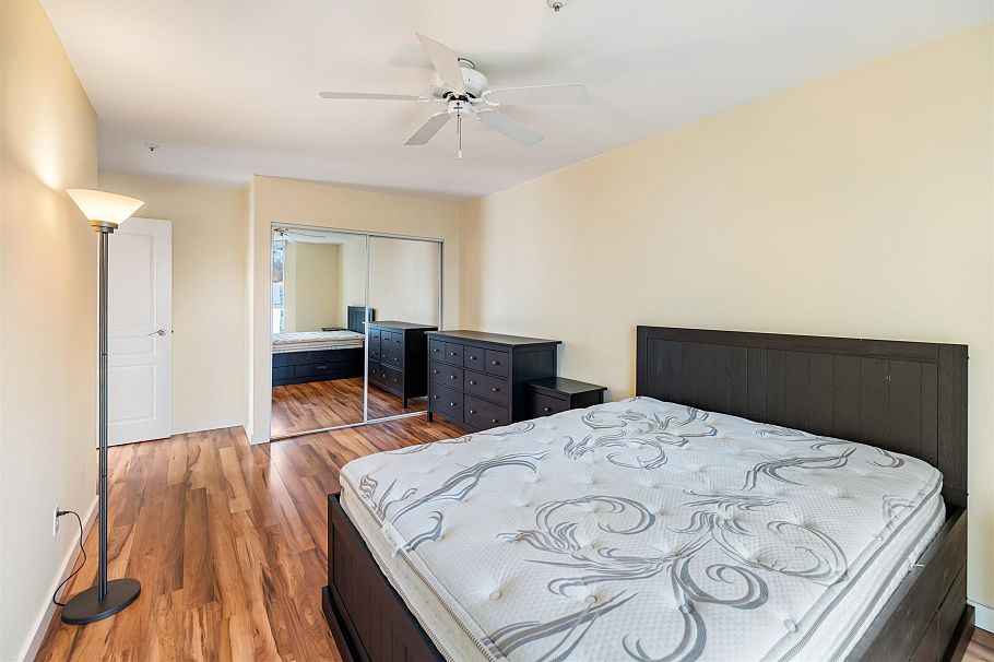 407 8460 Jellicoe Street Vancouver, BC - 18