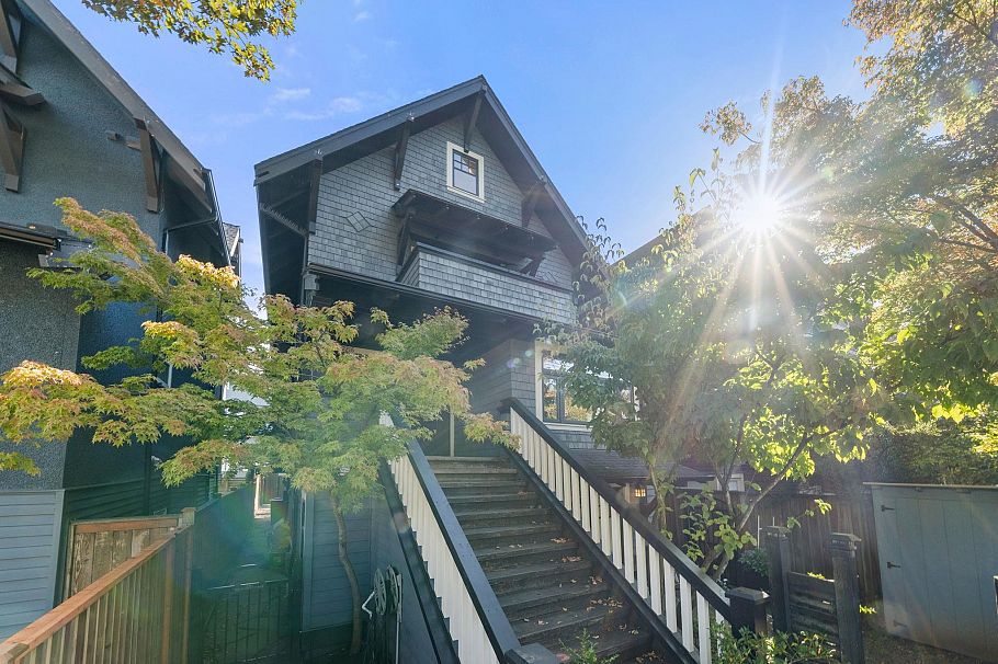 2216 Macdonald Street Vancouver, BC - 37