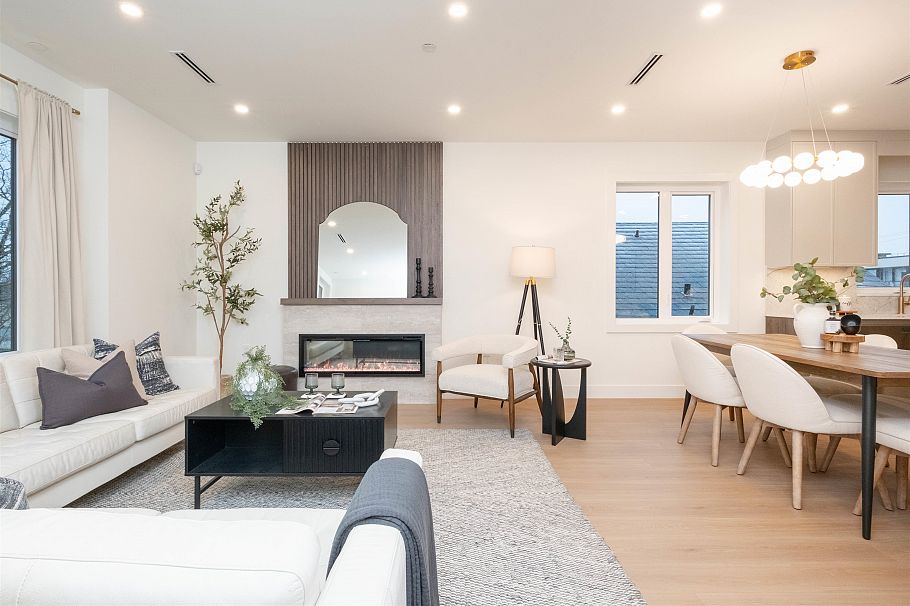 2 2667 E Pender Street Vancouver, BC - 2