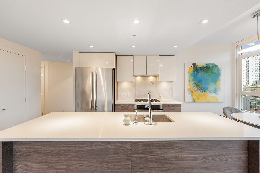 808 3557 Sawmill Crescent Vancouver, BC - 16