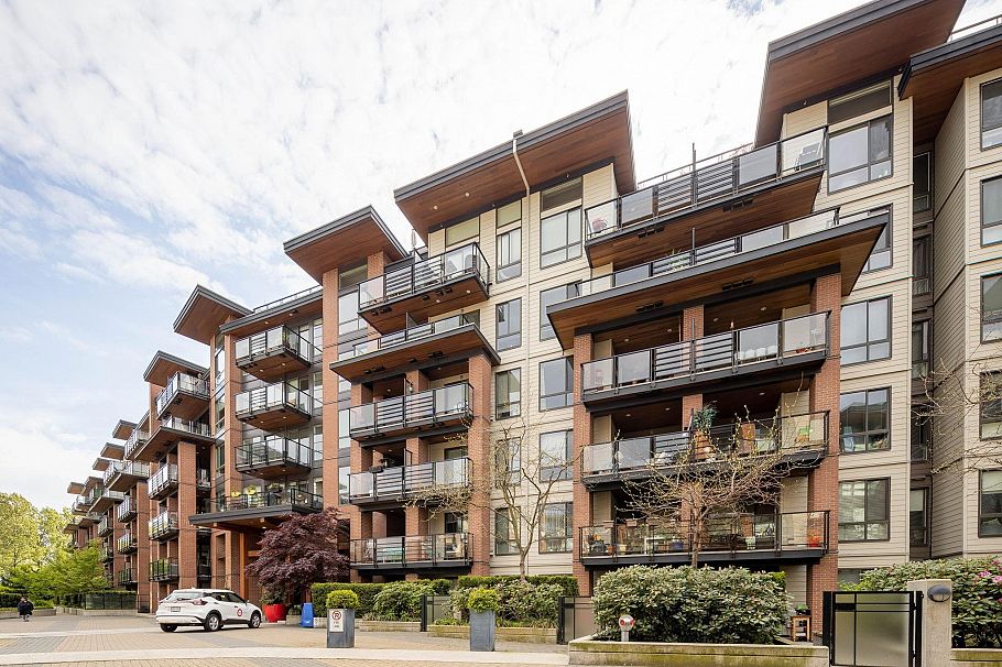 603 733 W 3rd Street North Vancouver, BC - 2