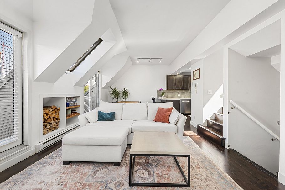 1858 W 1st Avenue Vancouver, BC - 11