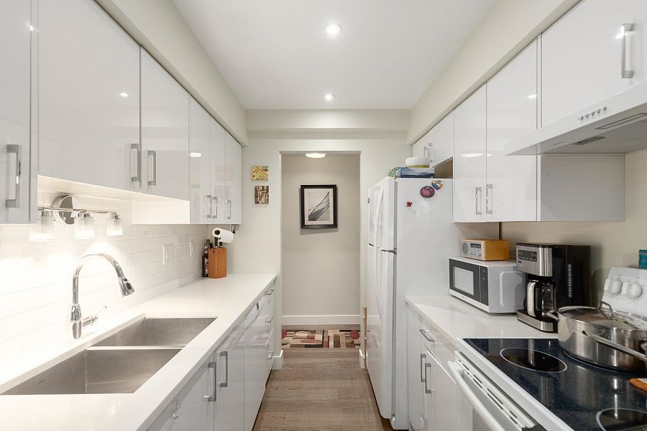 218 2320 W 40th Avenue Vancouver, BC - 6