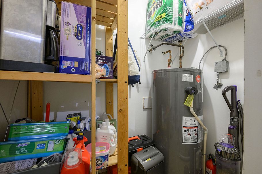 514 1000 Bowron Court North Vancouver, BC - 25