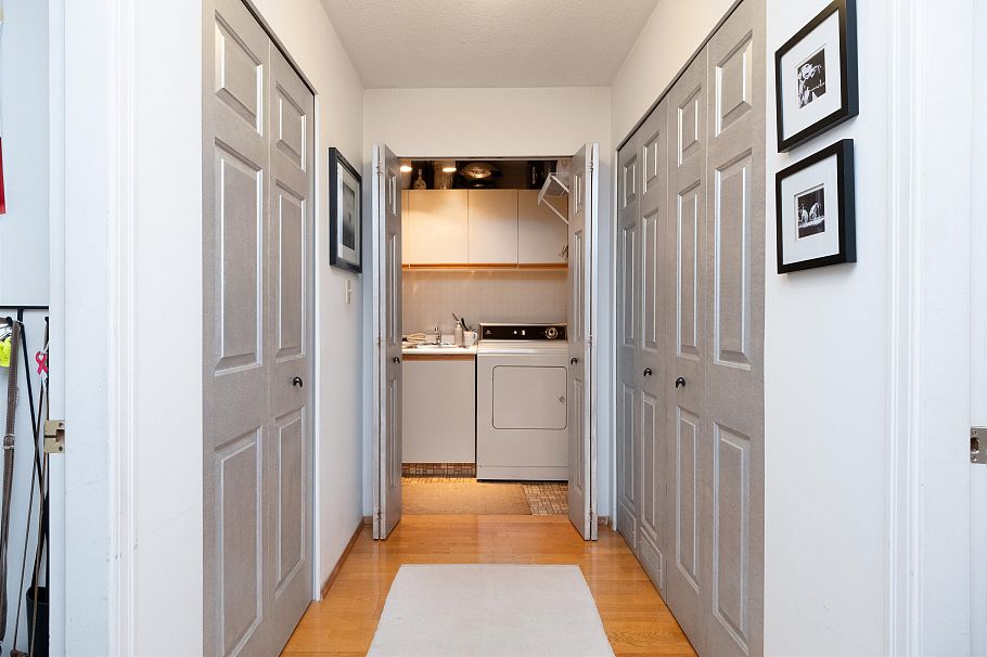 3645 W 17th Avenue Vancouver, BC - 23