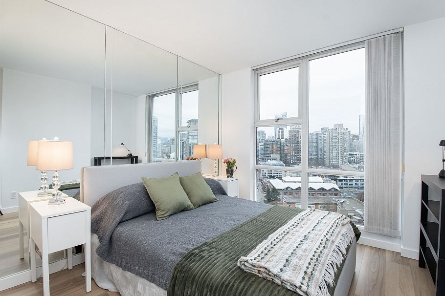 2105 193 Aquarius Mews Vancouver, BC - 18