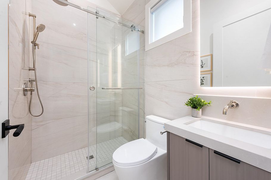 2 3232 W 38th Avenue Vancouver, BC - 21