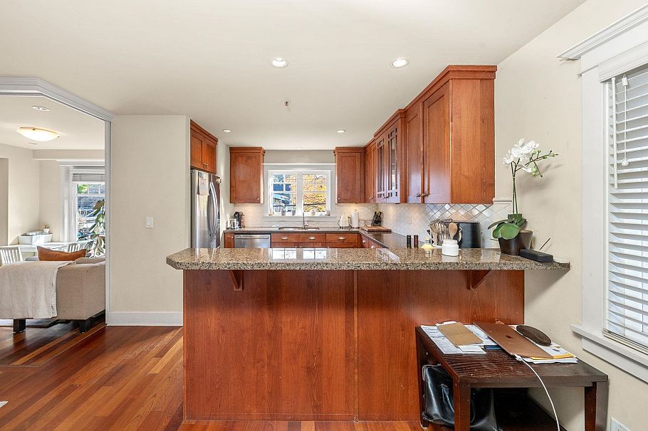 2216 Macdonald Street Vancouver, BC - 15