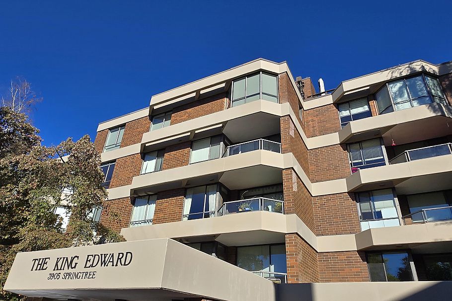 311 3905 Springtree Drive Vancouver, BC - 1