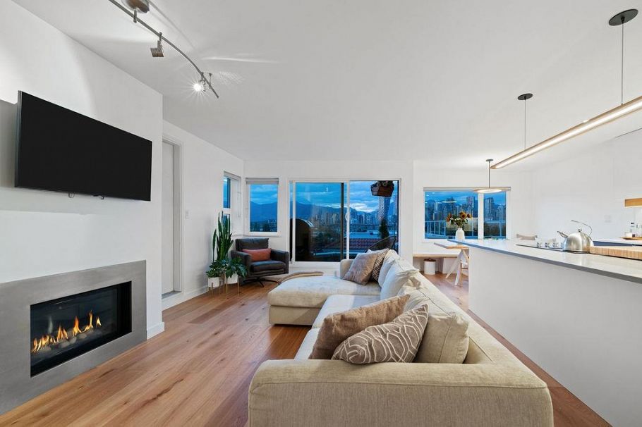 F 1244 W 7th Avenue Vancouver, BC - 8