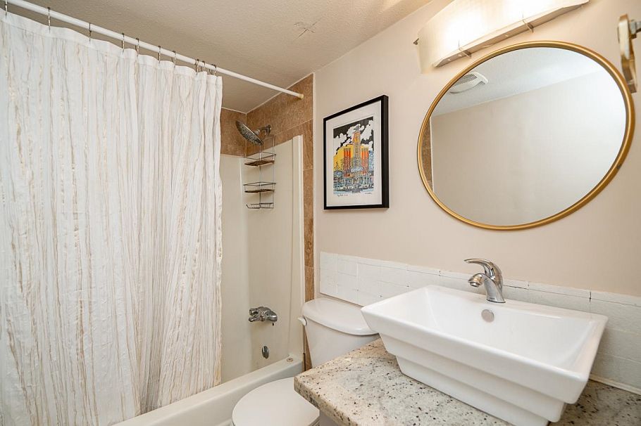 105 2255 Eton Street Vancouver, BC - 17