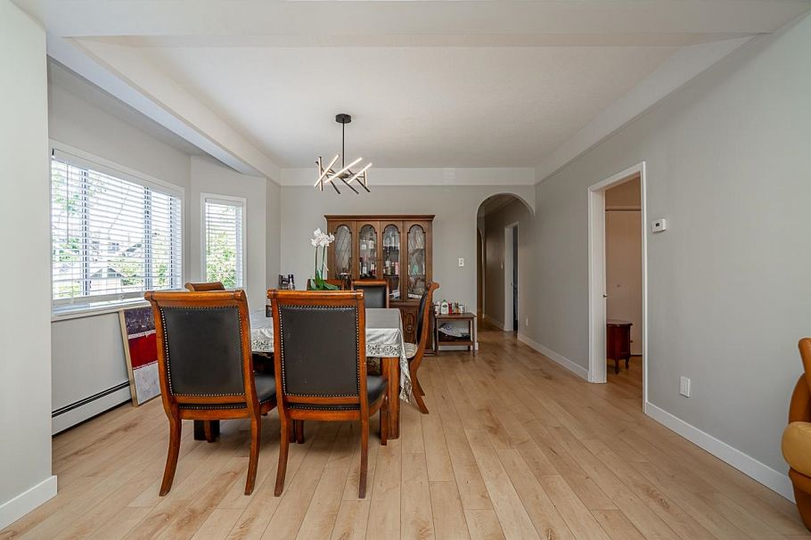 3099 W 6th Avenue Vancouver, BC - 5