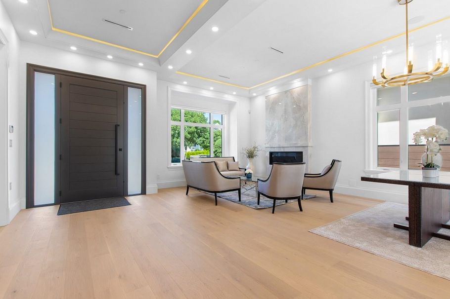 2246 W 20th Avenue Vancouver, BC - 2