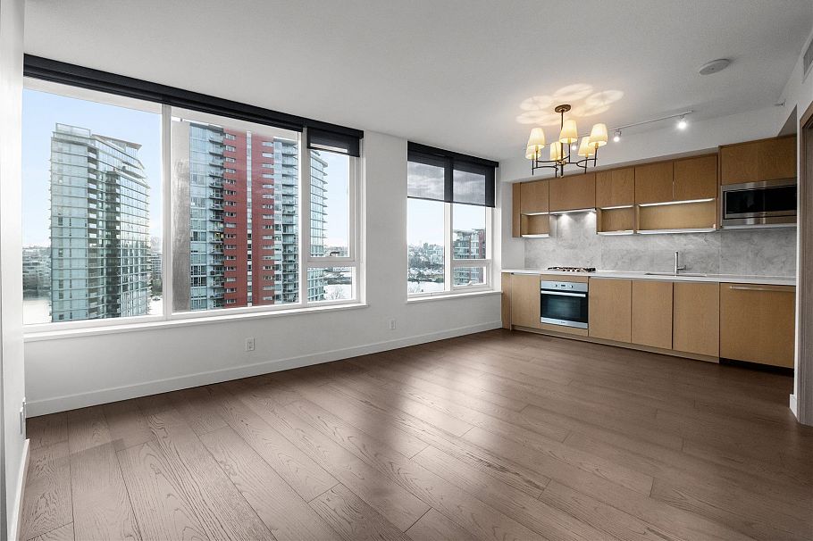 1256 38 Smithe Street Vancouver, BC - 8