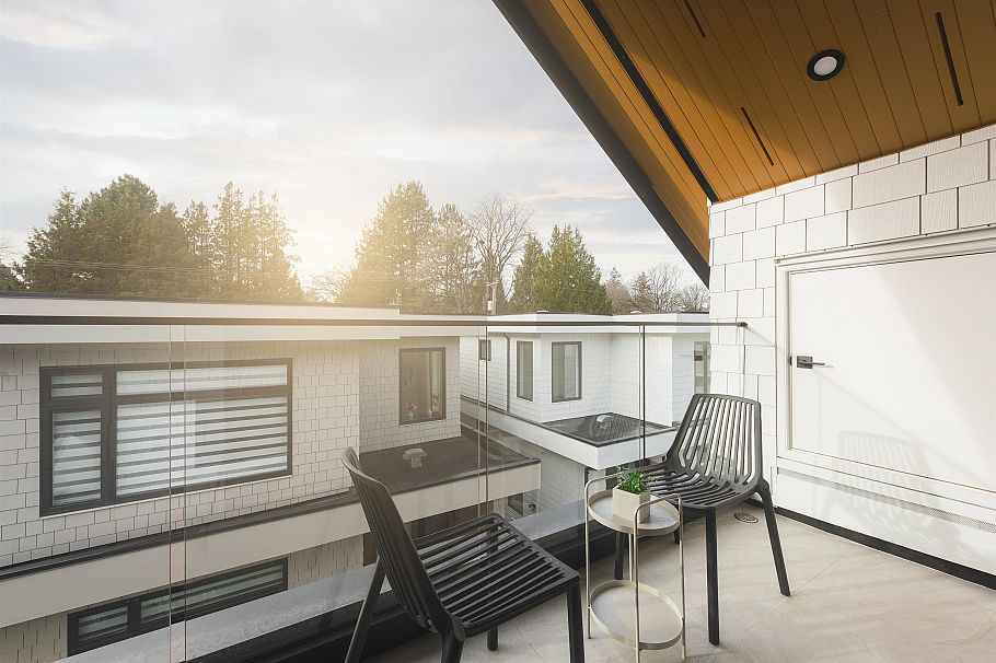 2 5969 Granville Street Vancouver, BC - 25