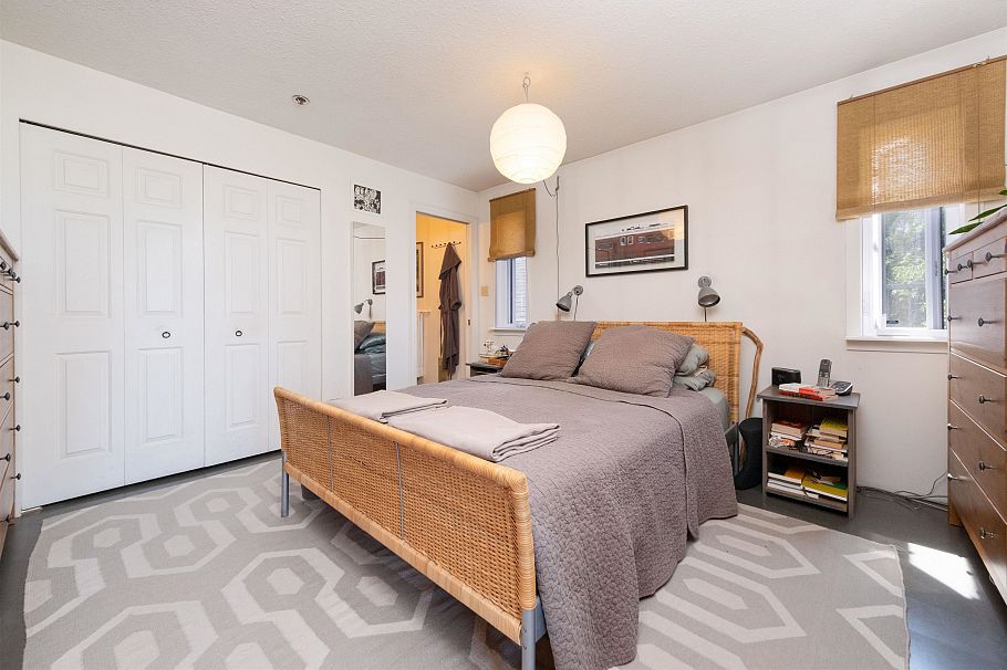 3645 W 17th Avenue Vancouver, BC - 17