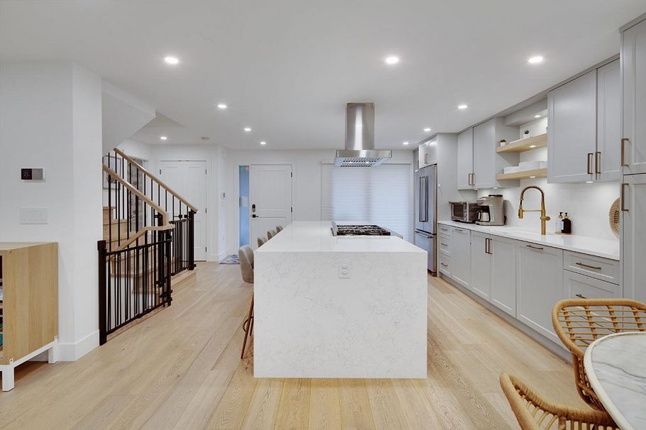 2159 Mcmullen Avenue Vancouver, BC - 12