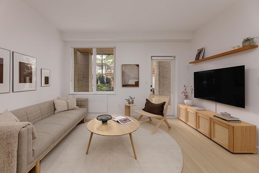 308 2450 Garden Drive Vancouver, BC - 7