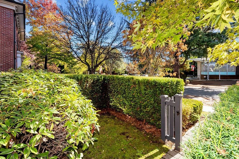 765 W 42nd Avenue Vancouver, BC - 20