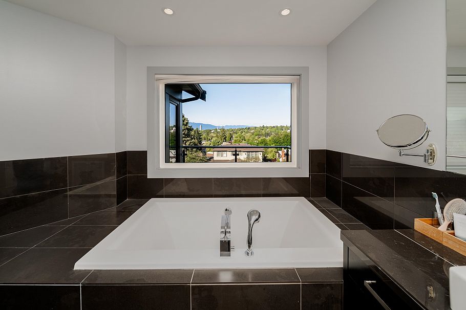 4371 Puget Drive Vancouver, BC - 28