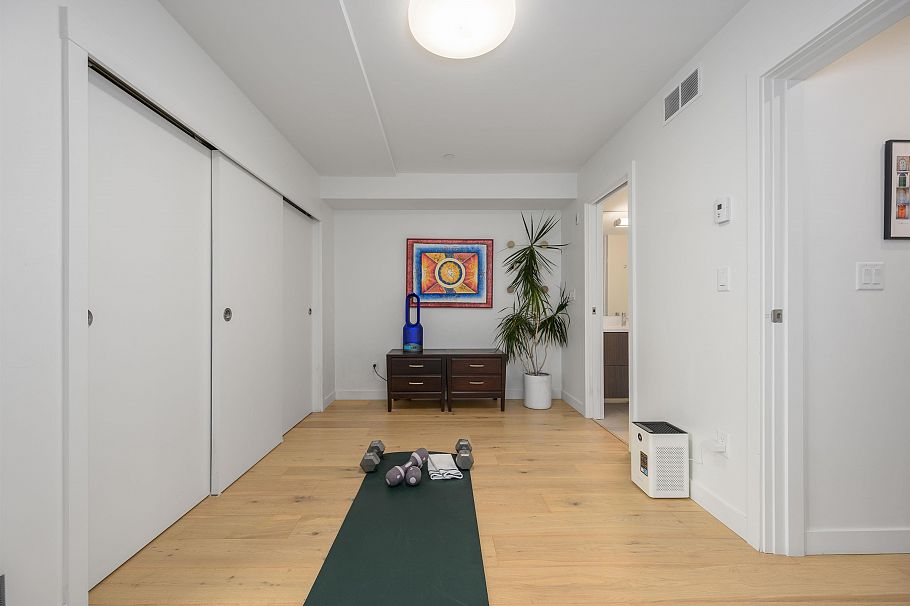 206 649 E 3rd Street North Vancouver, BC - 16