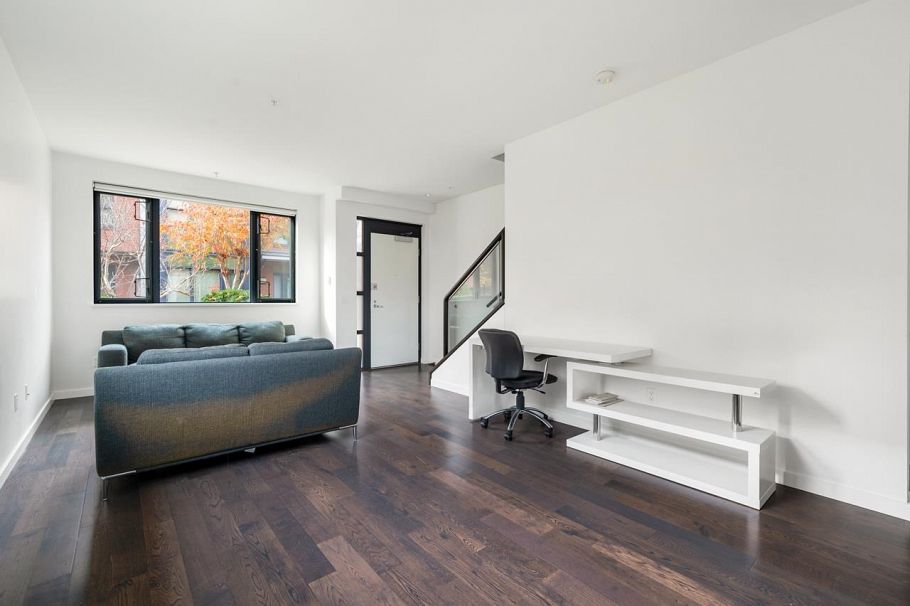 6342 Ash Street Vancouver, BC - 6