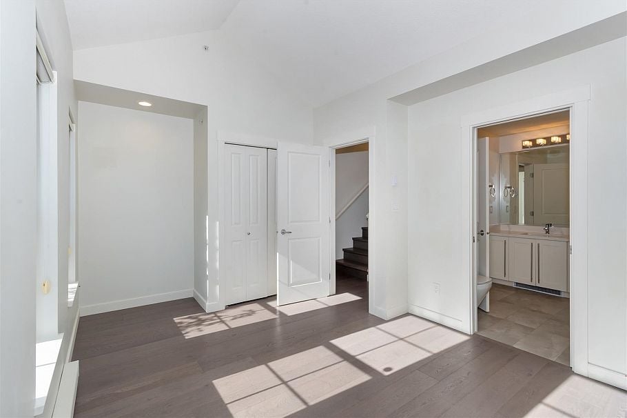 765 W 42nd Avenue Vancouver, BC - 12