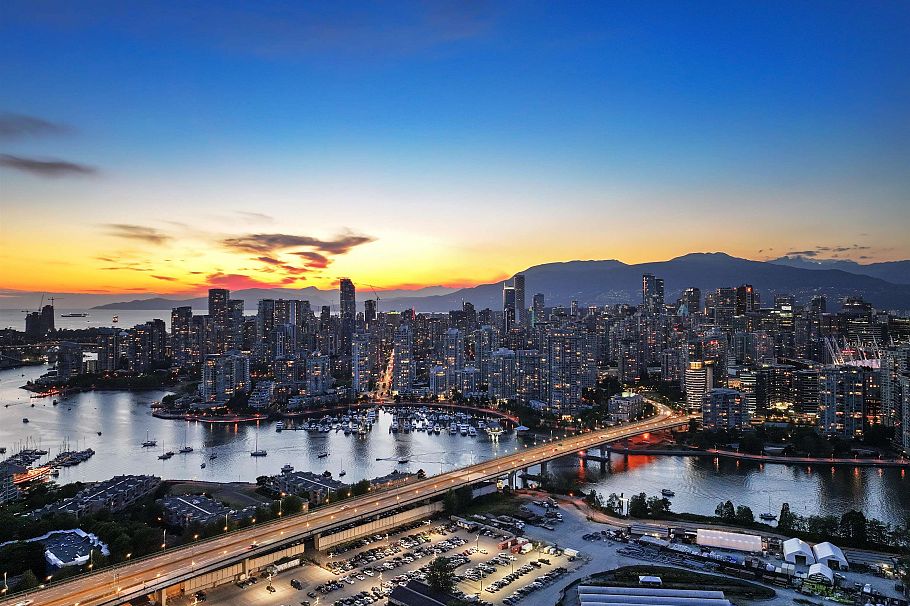 1004 1887 Crowe Street Vancouver, BC - 38