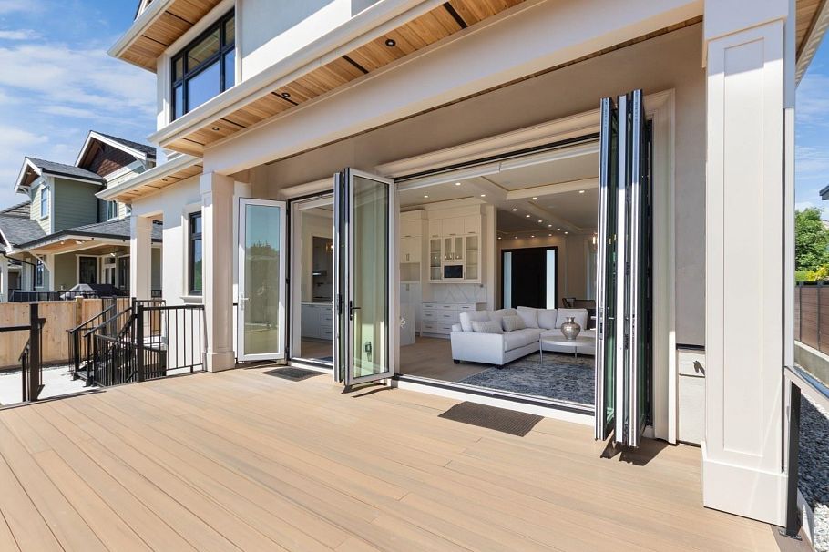 2246 W 20th Avenue Vancouver, BC - 33