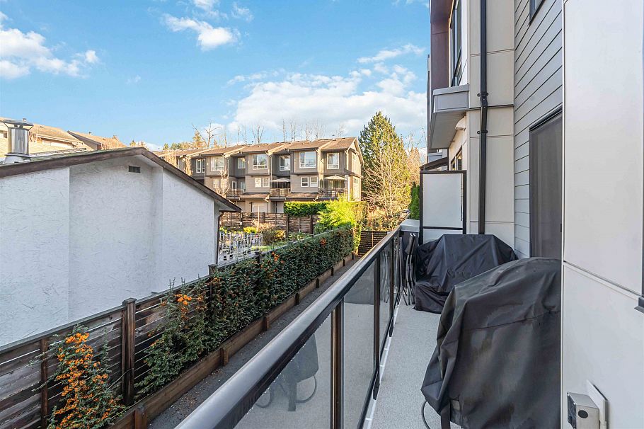 8 856 Orwell Street Vancouver, BC - 25