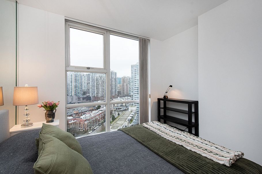 2105 193 Aquarius Mews Vancouver, BC - 19