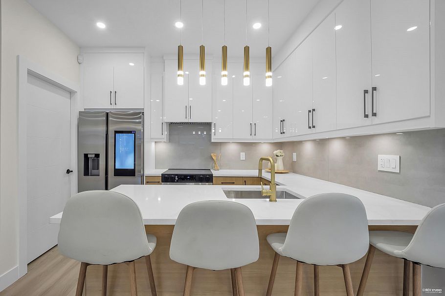 3 1577 E 58th Avenue Vancouver, BC - 9