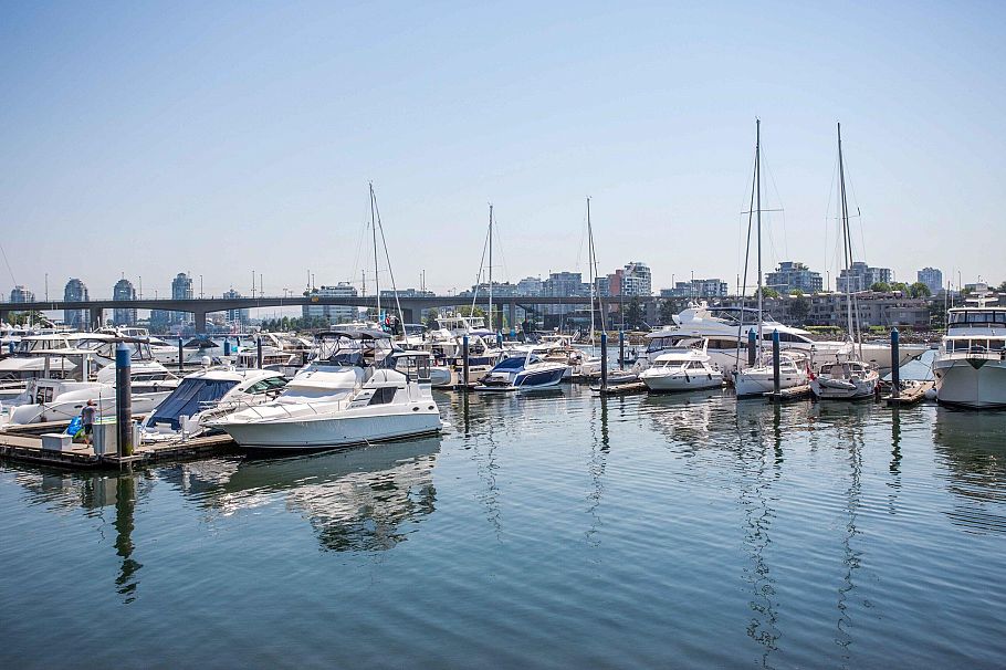 THA 1199 Marinaside Crescent Vancouver, BC - 35