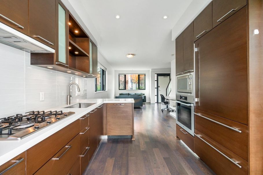 6342 Ash Street Vancouver, BC - 10