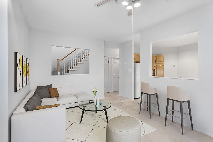 55 6523 Chambord Place Vancouver, BC - 2