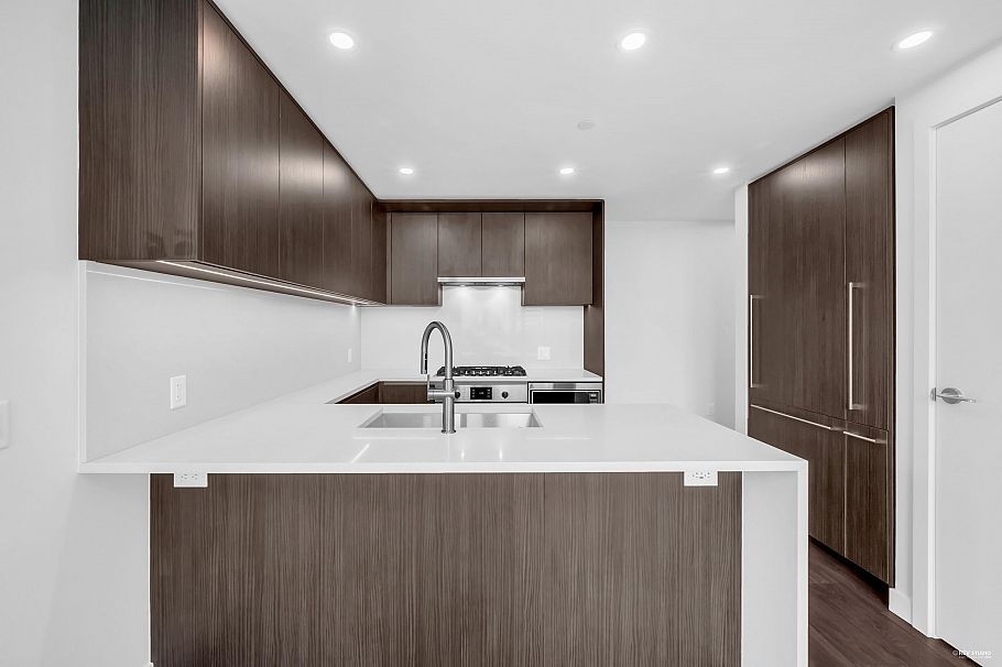 309 5987 Wilson Avenue Burnaby, BC - 3