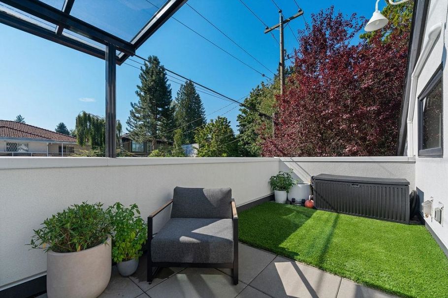 4921 Larch Street Vancouver, BC - 13