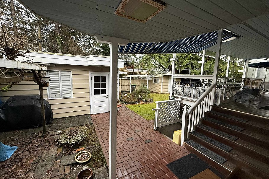 1668 Nanton Avenue Vancouver, BC - 2