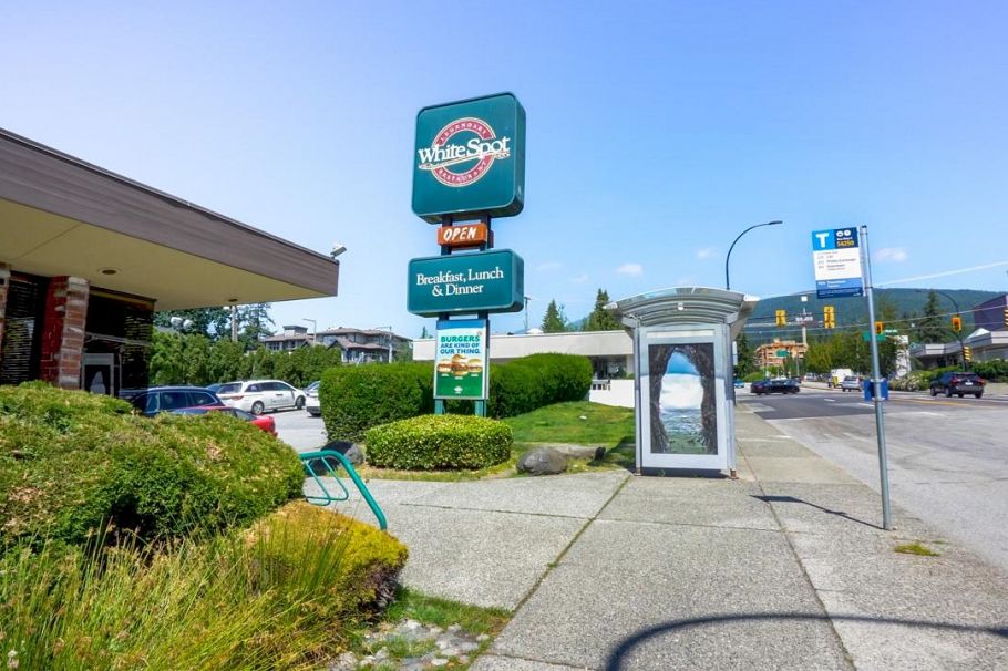 403 139 W 22nd Street North Vancouver, BC - 27