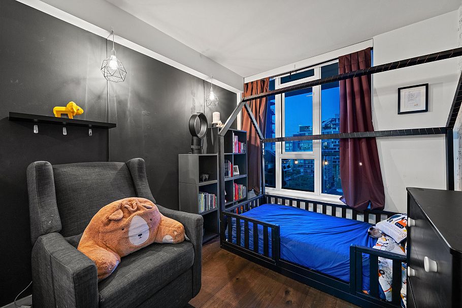 1004 1887 Crowe Street Vancouver, BC - 17