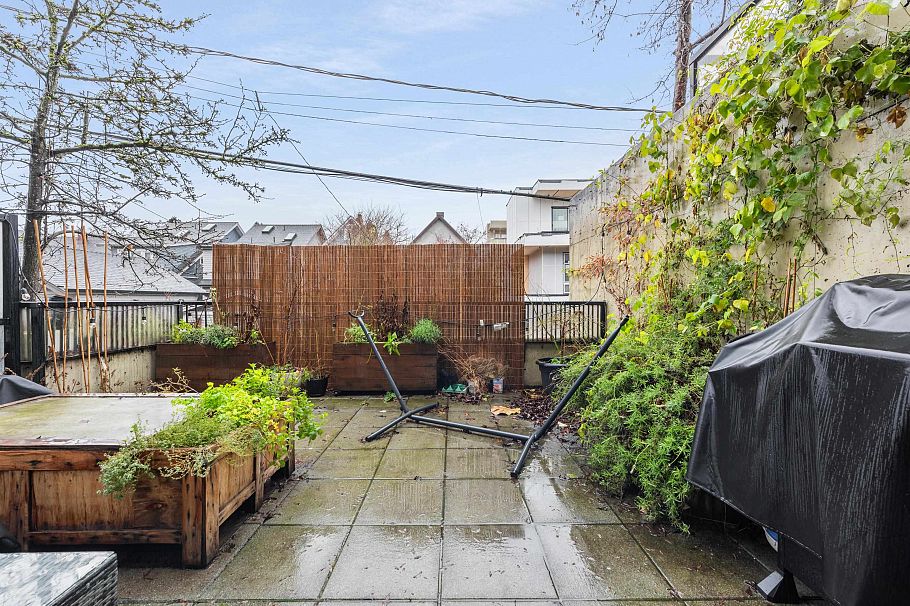 217 2150 E Hastings Street Vancouver, BC - 20