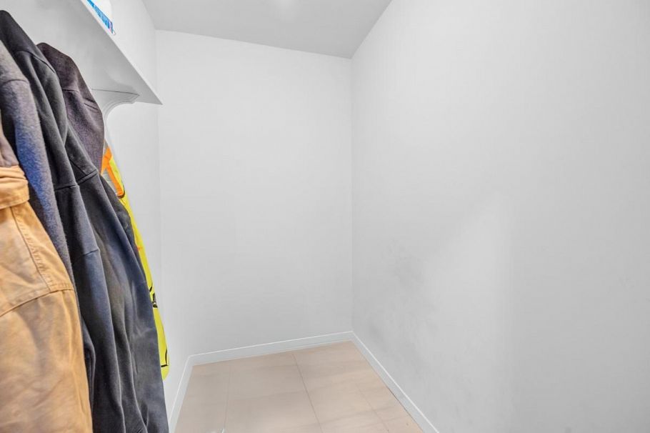 209 2228 Marstrand Avenue Vancouver, BC - 20